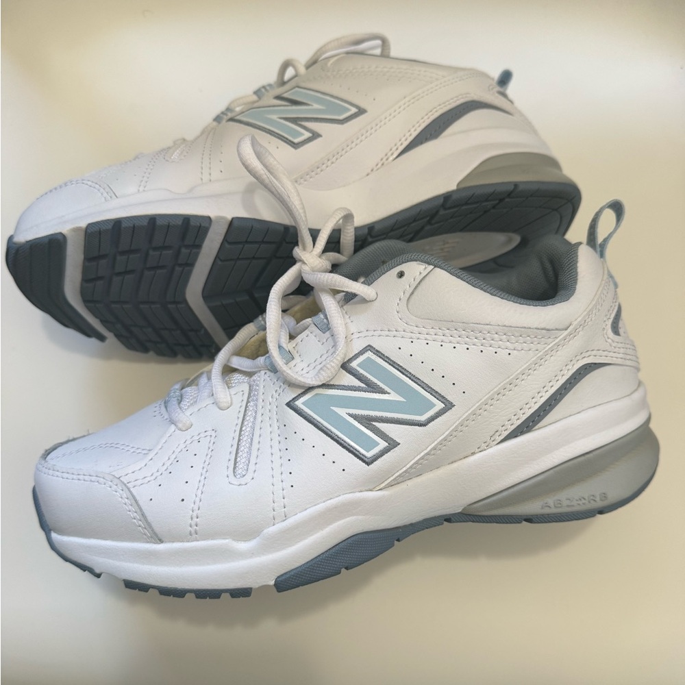 New Balance Women WX608v5 - Picture 4 of 7